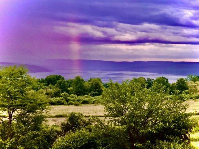 A Cayuga Lakefront - Alt, New York 3*